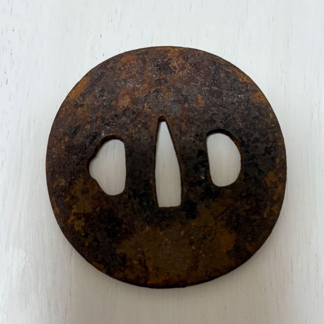 刀の鍔　丸　鉄