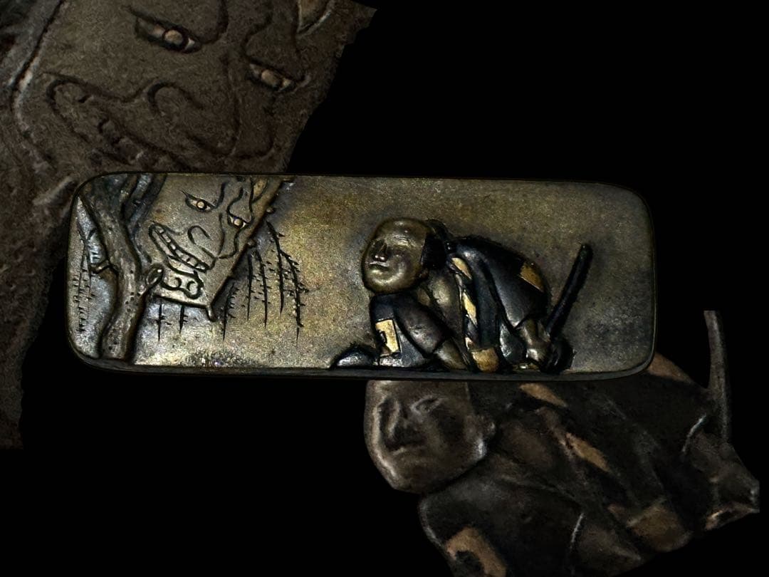 時代 前金具 煙草入 かます 銅製 彫金 金工 象嵌 根付 提物 目貫 妖怪