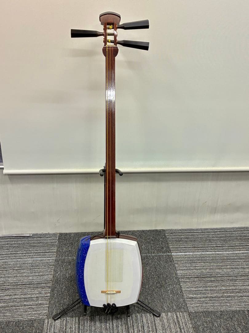 希少品　エレキ津軽三味線　夢絃21サイレント　　（三味線かとう）早い者勝ち