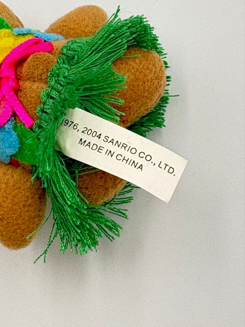 2004 サンリオ　ハワイ限定　日焼け　フラダンス　キティ　ストラップ