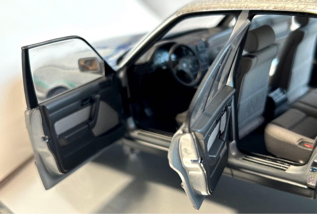 加山又造作　アート模型＋カー冊子  ５シリーズ完成品