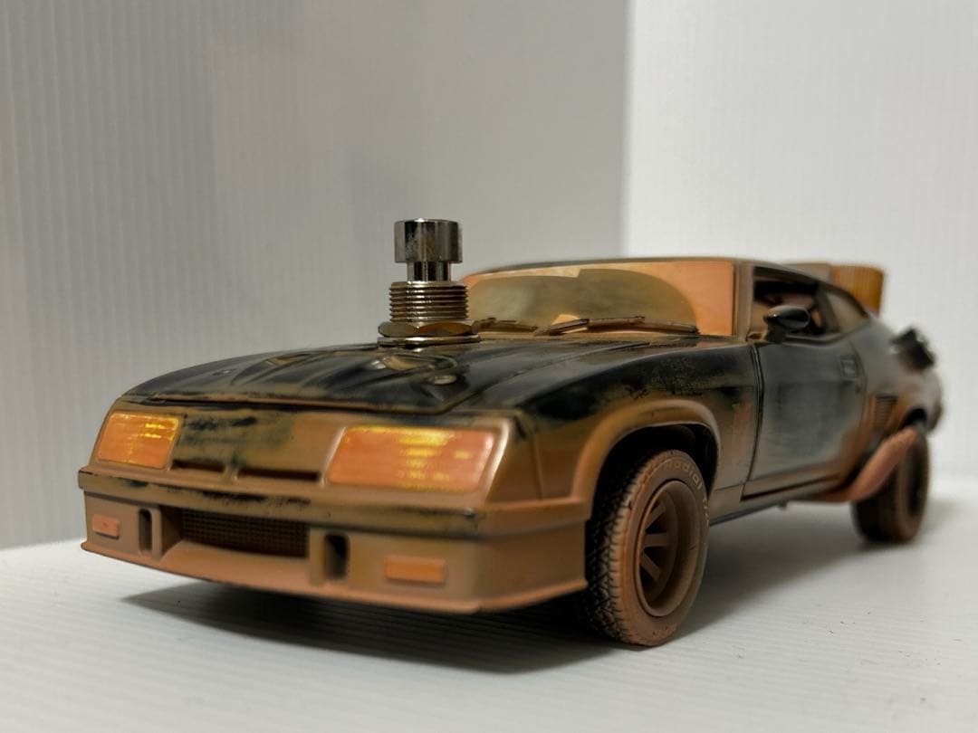 LAST of V8 FUZZ MADMAX インターセプター