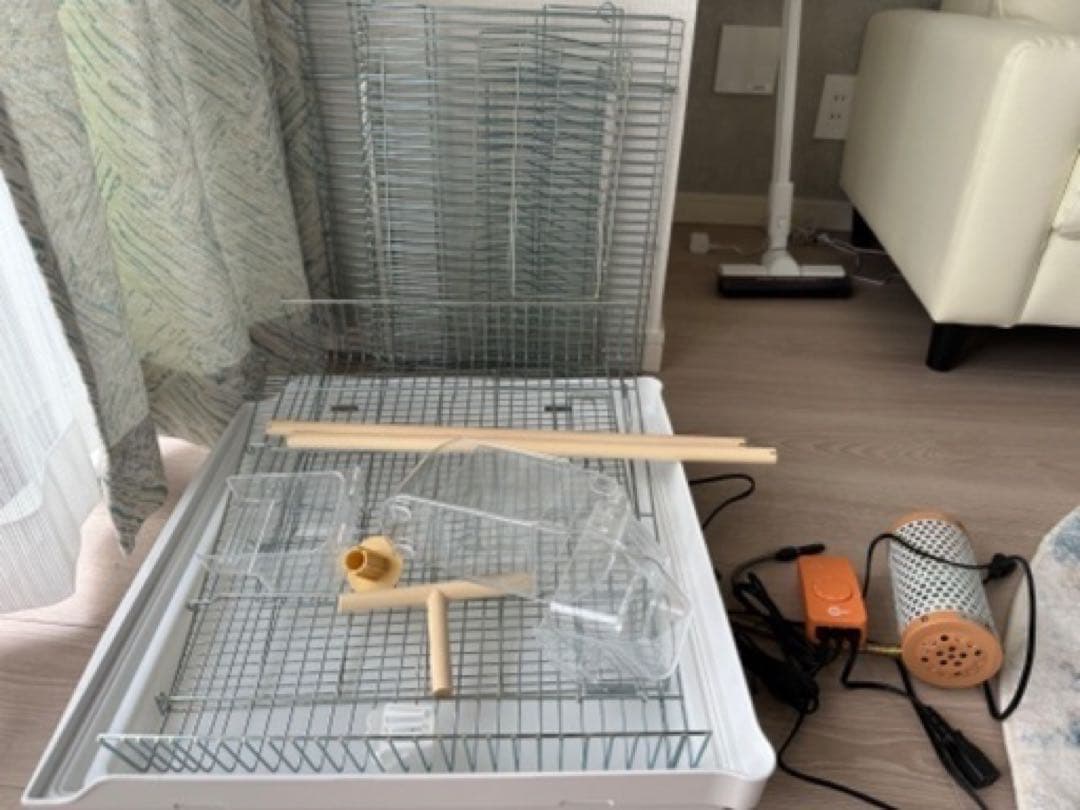 美品　鳥かごＨＯＥＩ４６５オカメ　ホワイトマルカン