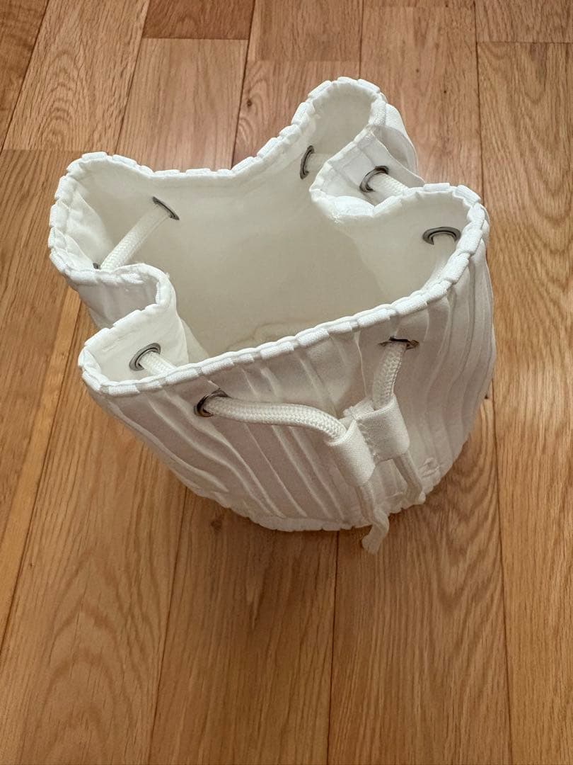 DIOR ユイルネクターアンテグラールとノベルティ