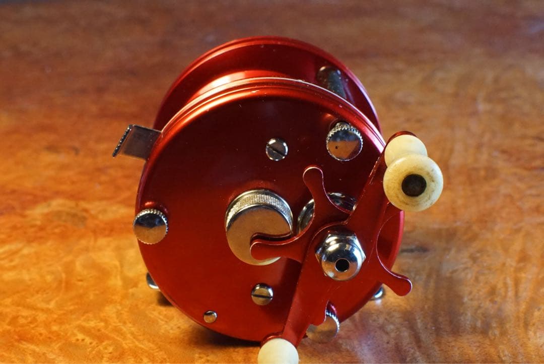 ABU アンバサダー 5000 メンテ済 フレーム修正済