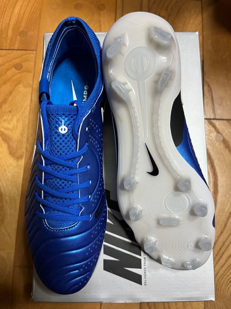 新品　大特価　ナイキ　ティエンポ　レジェンド10 エリート FG 25cm