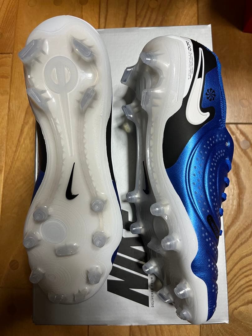 新品　大特価　ナイキ　ティエンポ　レジェンド10 エリート FG 25cm