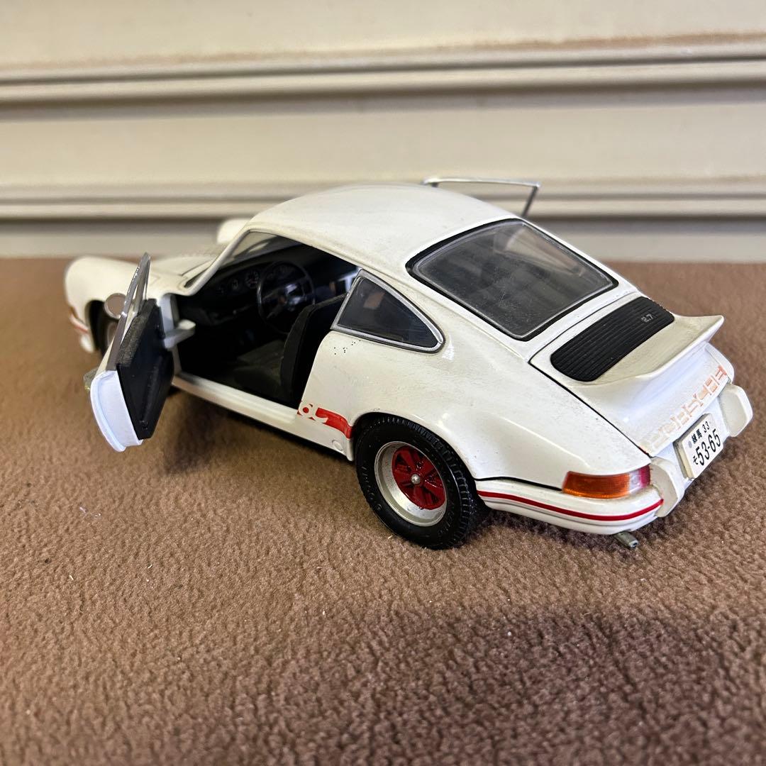 DB13★ミニカー★ オートアート製 1/18 スケール ポルシェ911 カレラ
