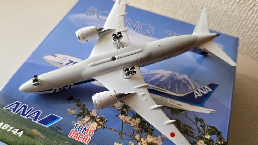ANA 787-8 特別塗装 JA814A 1:400