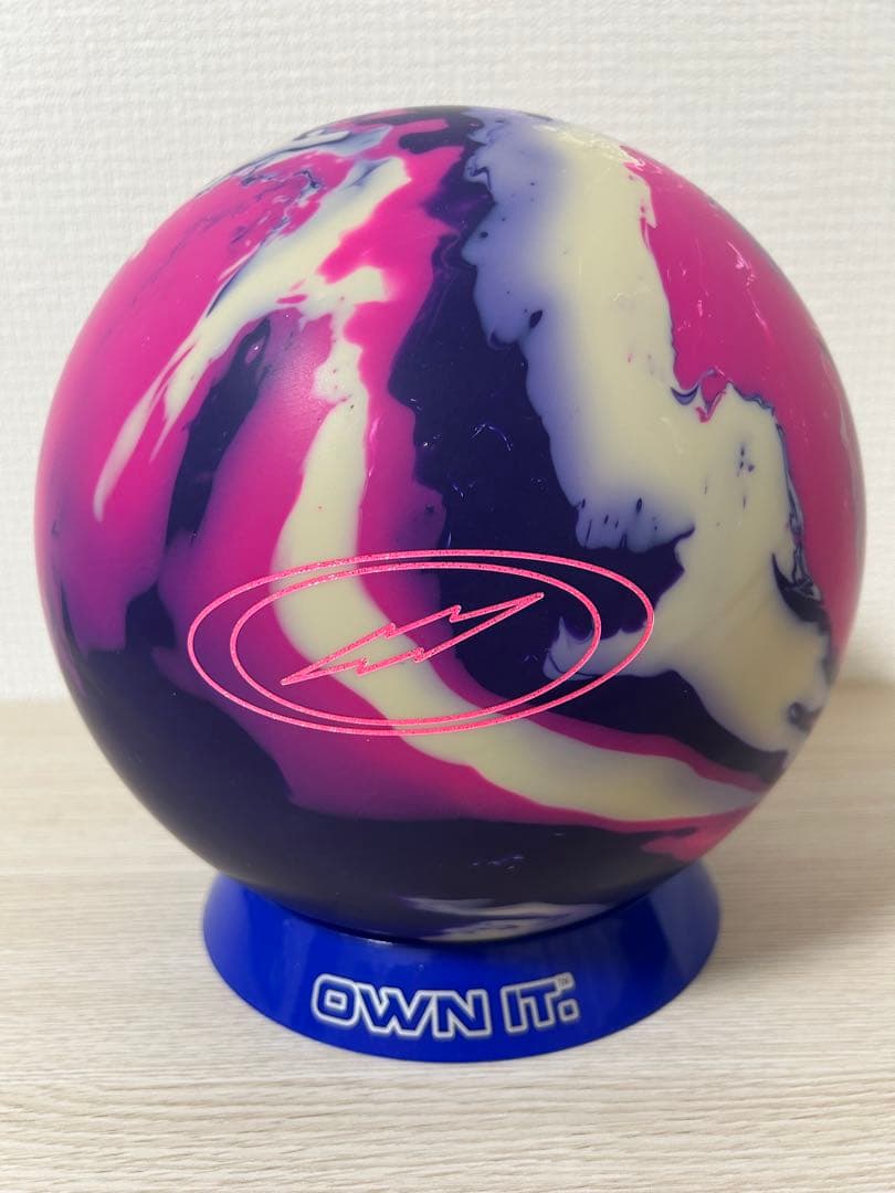 ボウリング　アイオンマックス(15ポンド新品)