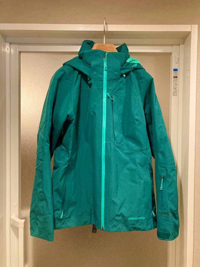 patagonia ウィメンズ・インサレーテッド・パウダー・ボウル・ジャケット