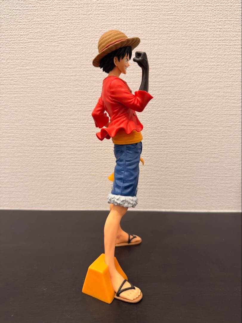 ジャンプ50周年 アニバーサリーフィギュア モンキー・D・ルフィ