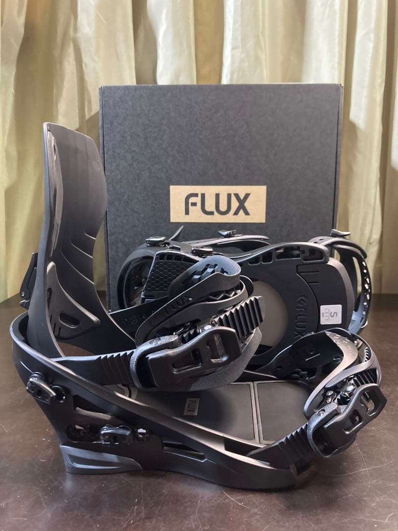 FLUX XF 24-25 Ｓ