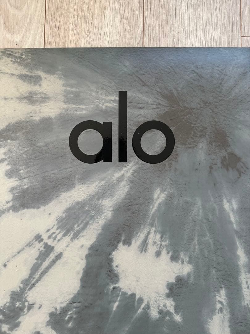 alo yogaヨガマット　タイダイ　アロヨガLAジム筋トレ　ピラティス