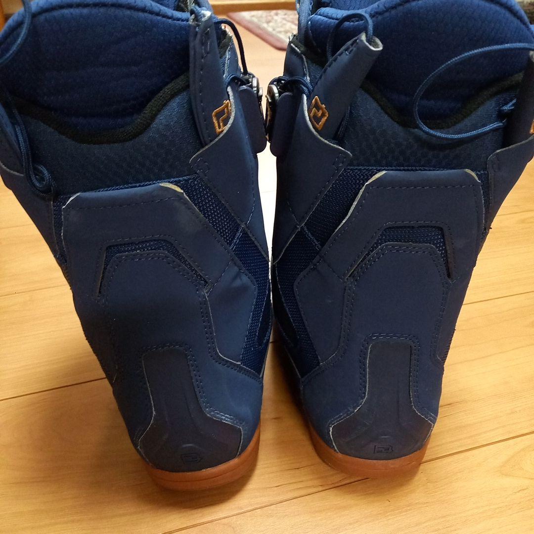 スノーボードブーツ DEELUXE ID ネイビー