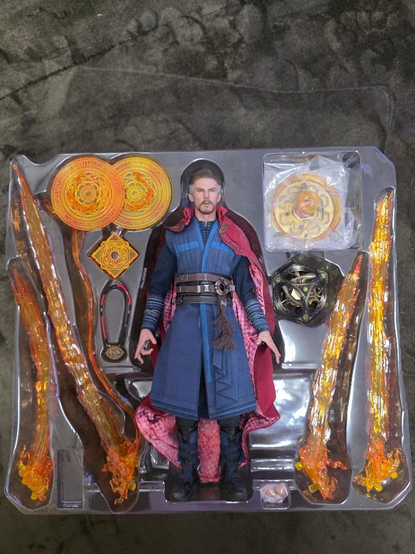 ホットトイズ　ドクター・ストレンジ フィギュア