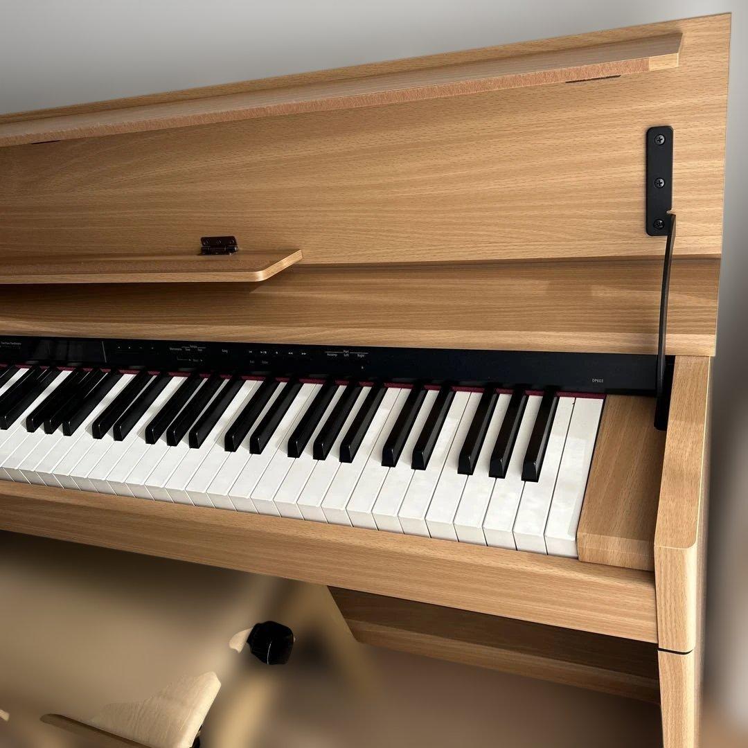 ローランド 電子ピアノ DP603 2019年製　コンパクト　薄型　良音