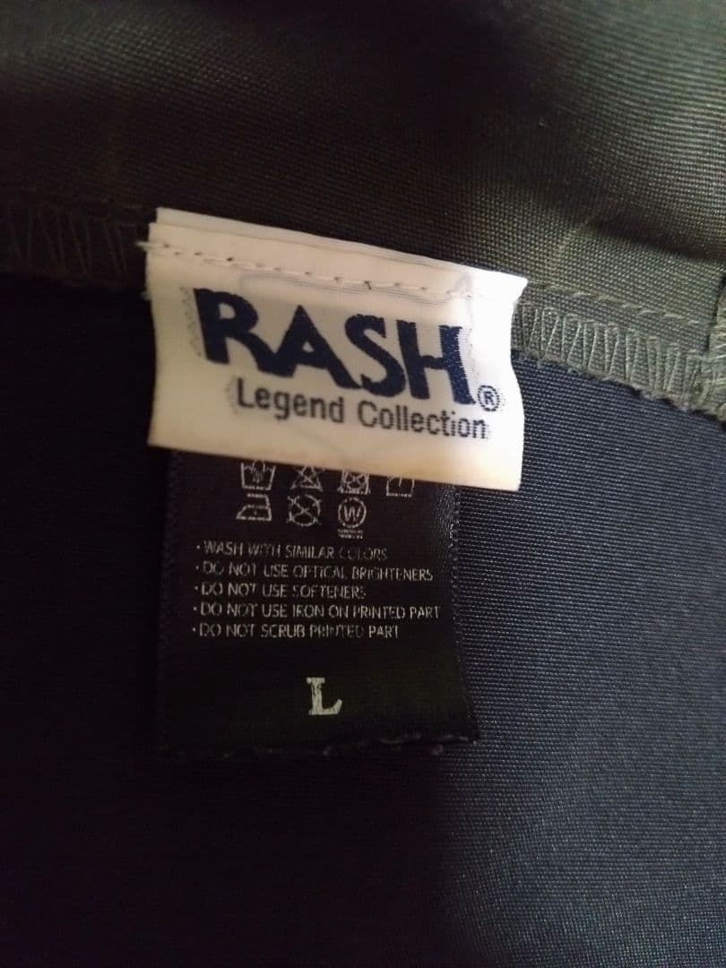 【廃盤】2021年頃 RASH WETSUITS ナイロンジャケット