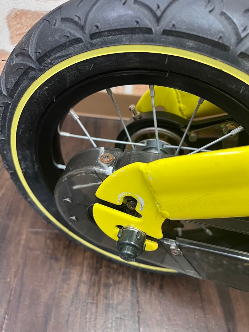 良品　黄色　yellow ヘンシンバイク　キッズバイク　henshin 変身