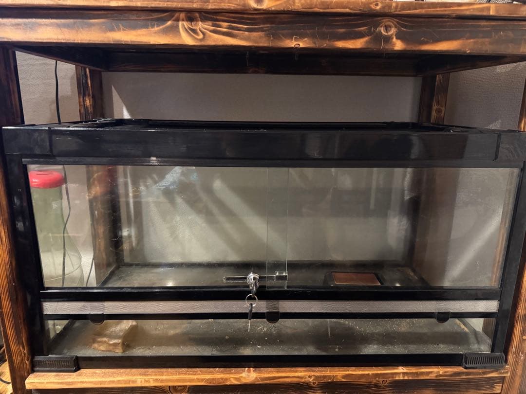 引き取り可　爬虫類ケージ鍵付　90✖︎45✖︎45 ハチクラ　エキゾテラ　オマケ多数