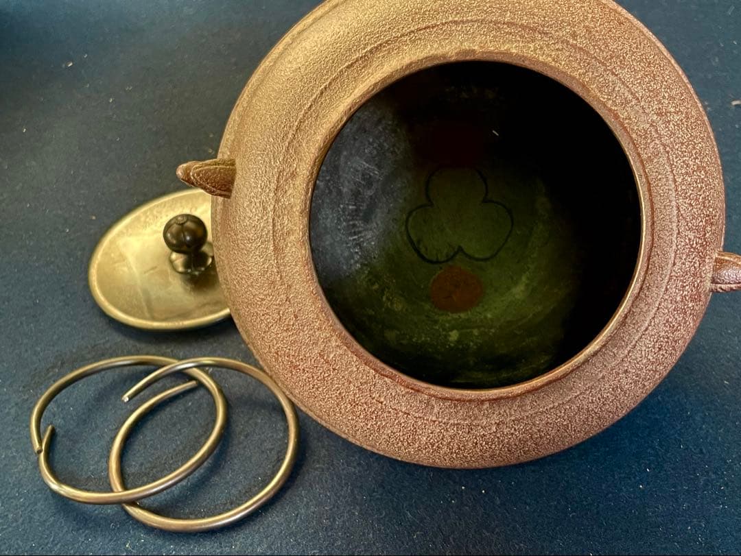 【未使用 美品】「母」 唐銅 朝鮮風炉 真形釜添 釜師 敬典 釜鐶 共箱(敬F)