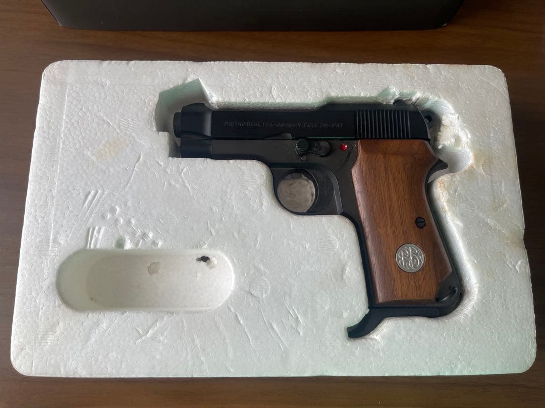 Beretta Model 935 セミオートマチックピストル