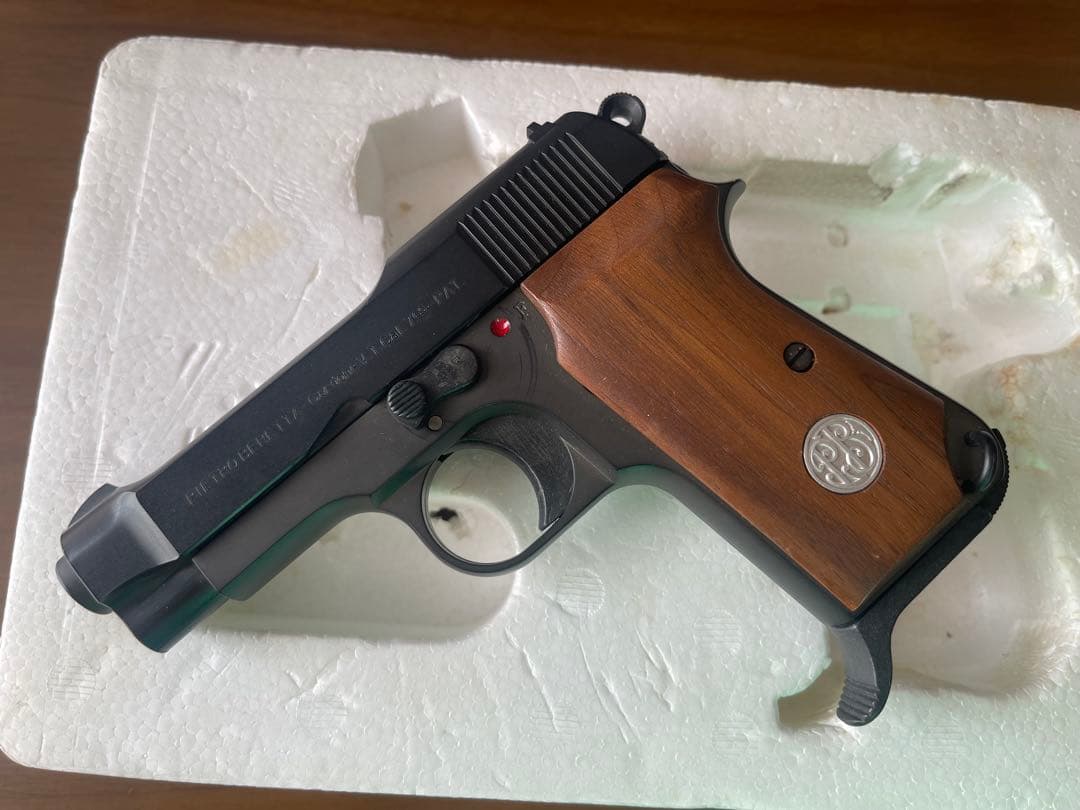 Beretta Model 935 セミオートマチックピストル