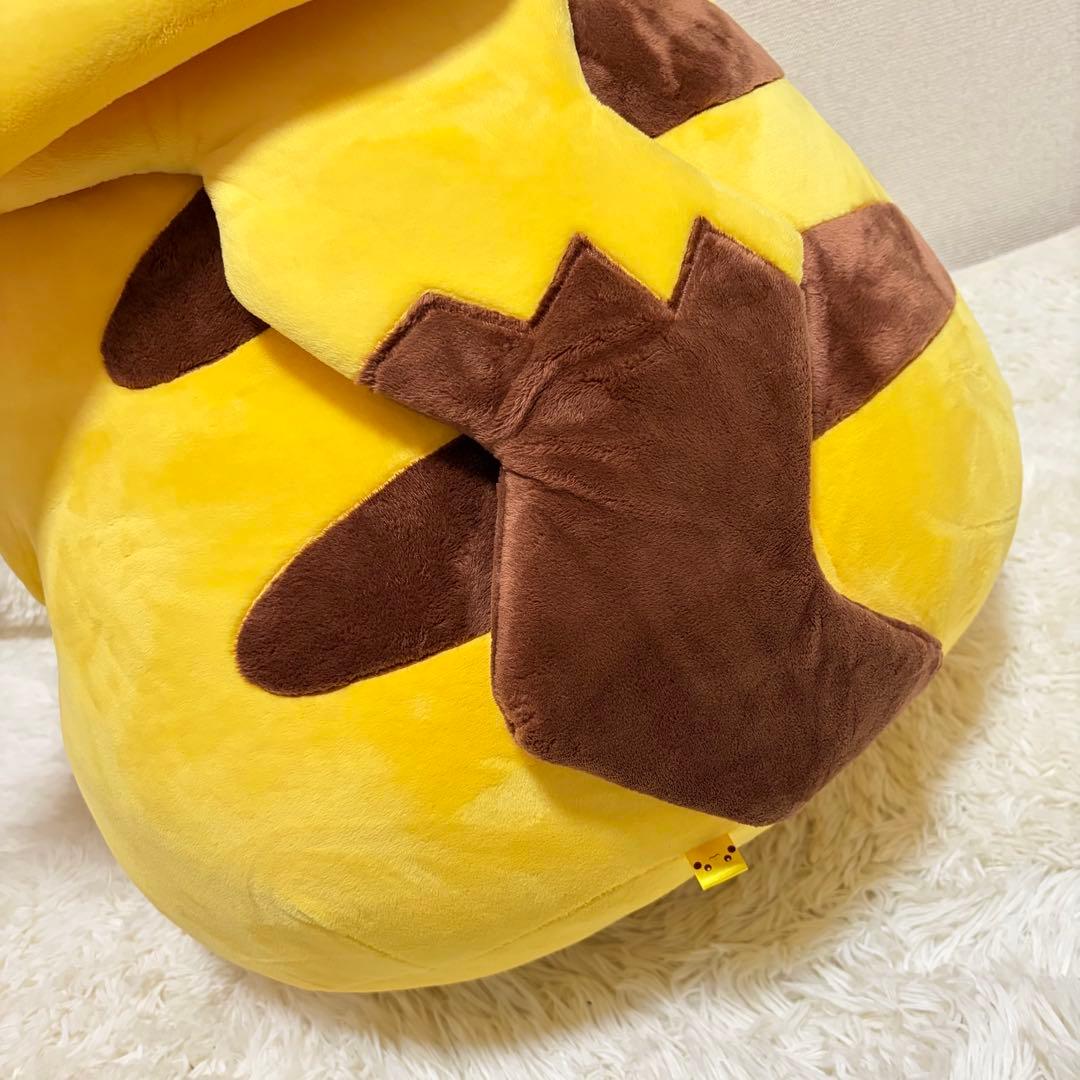 【美品】 ポケモンセンター 限定品 ピカチュウ 40インチ 特大 ぬいぐるみ