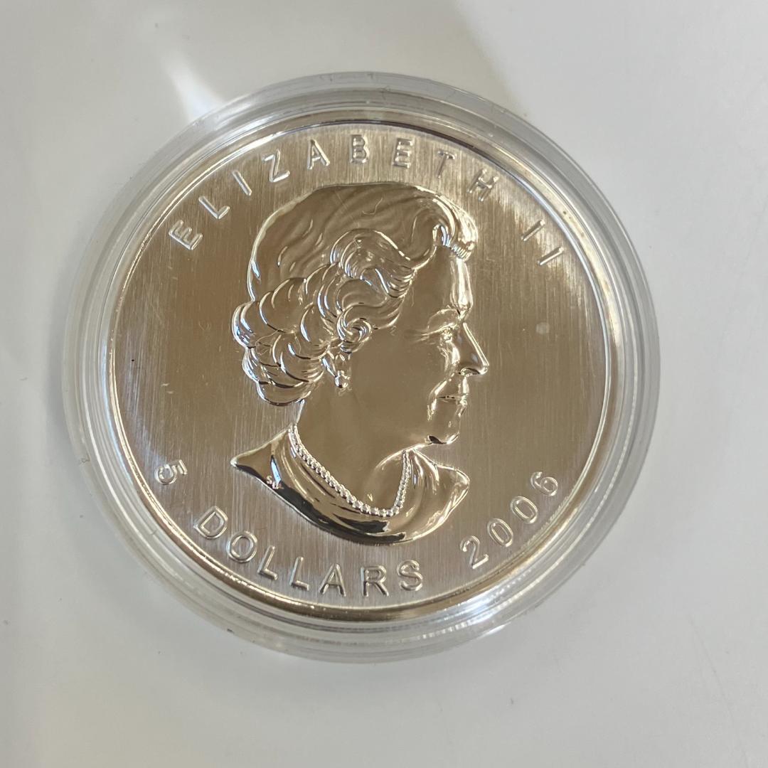 カナダ王立造幣局発行　メイプルリーフ　カラー 2006年