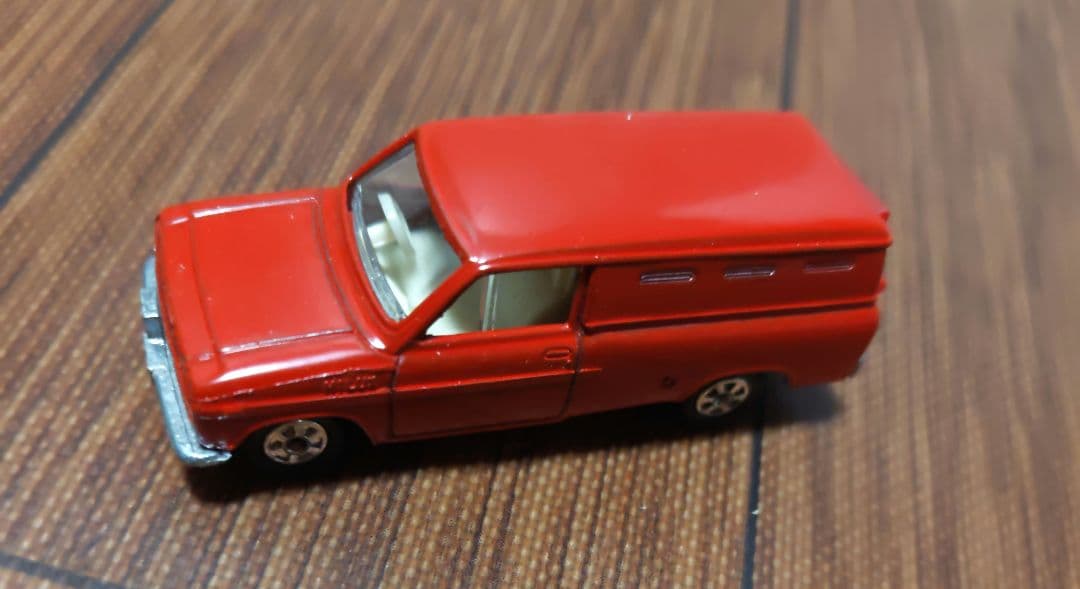 ＃昭和＃トミカ 赤 ミニカー モデル64