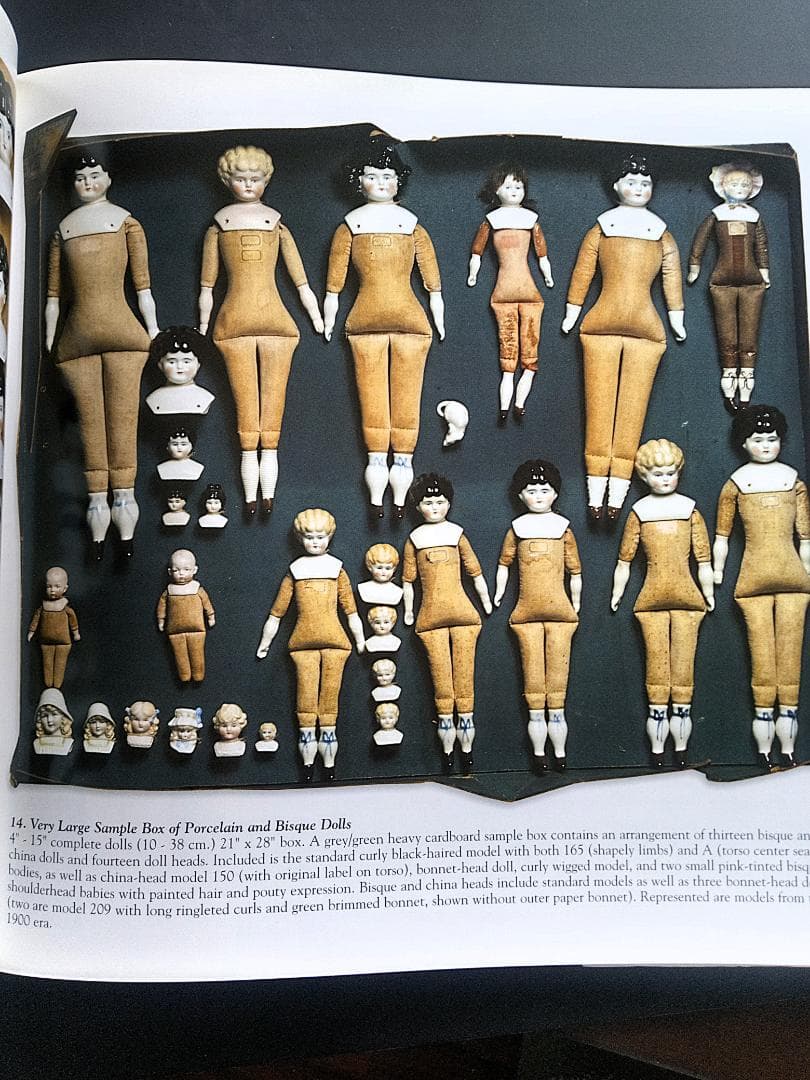 人形オークションの目録本　HERTWIG　アンティーク　ドール　コレクション