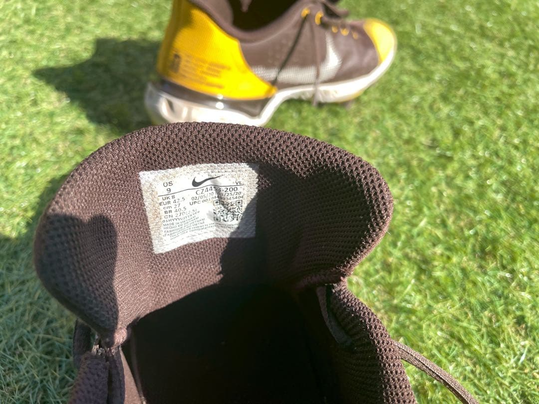 ナイキ　野球　スパイク　ポイント　パドレス　ハラチ