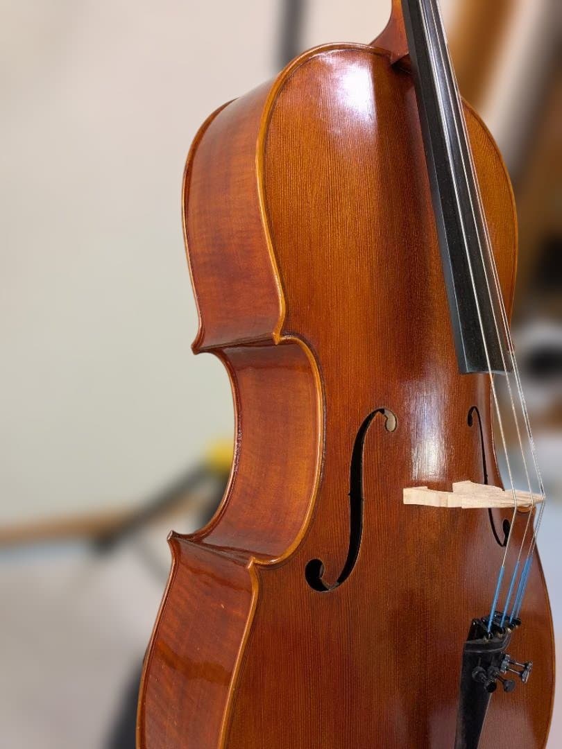 【kaekae専用】チェロ　4/4　2000年制　Walter S. Chen