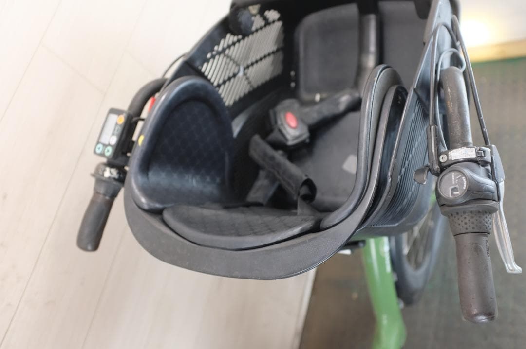 ヤマハ　PAS KISS　20インチ　3段　8.7Ah充電器あり