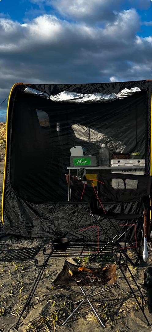 MOGIC キャンプテント 黒 メッシュ窓付き