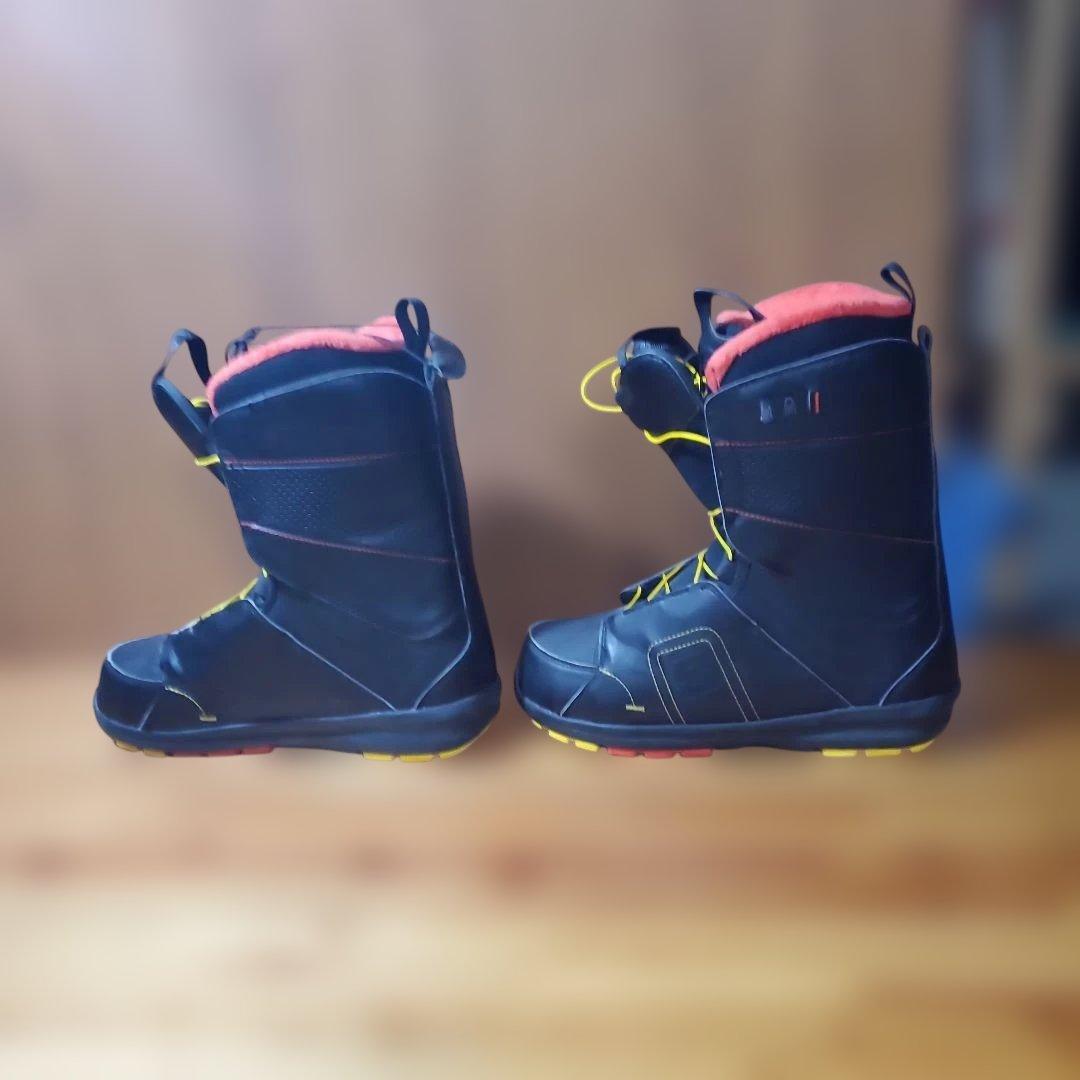 SALOMON スノーボードブーツ 26cm! 26114