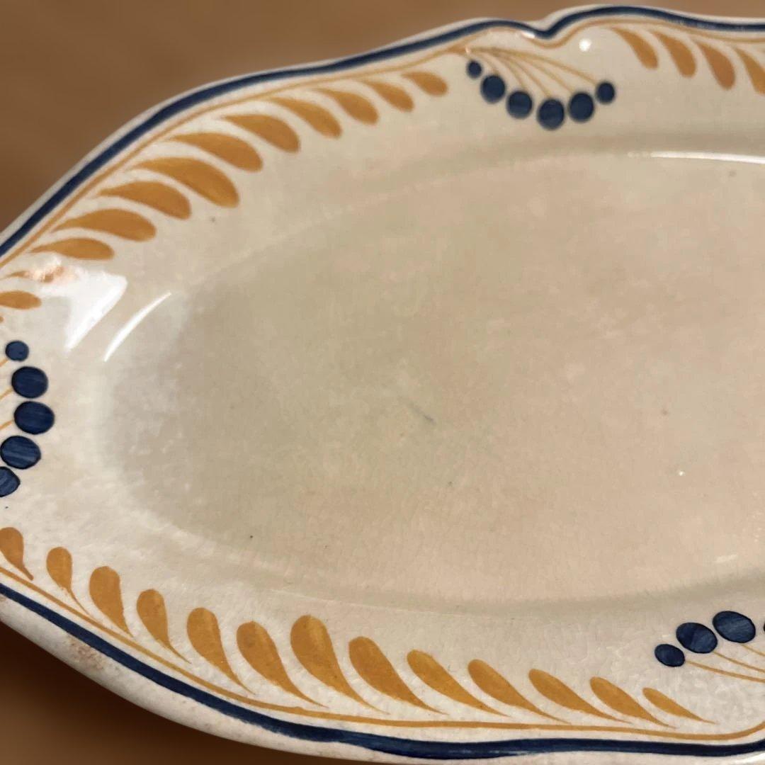 クレイユモントロー　ラヴィエ　オーバル皿アルザス　コウノトリの刻印　アンティーク