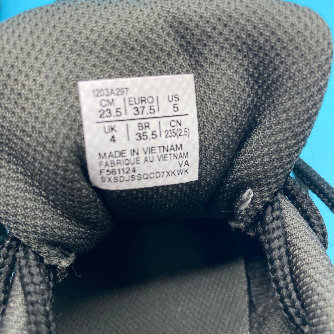 【美品】ASICS アシックスGEL-VENTURE6 23.5cm黒ランニング