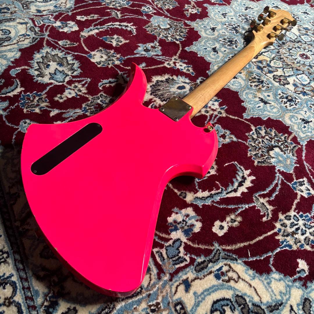 TARGET FERNANDES エレキギター モッキンバード ピンク hide