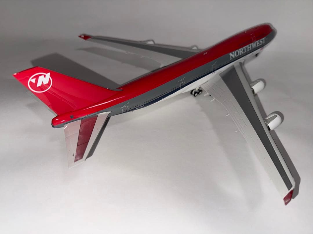 ノースウエスト航空 B747-400 1/200