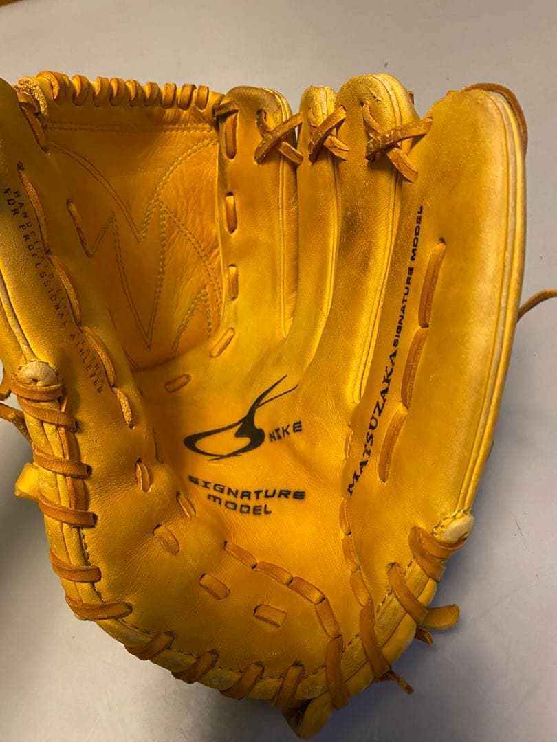 Nike Signature Model 軟式グローブ 野球 松坂大輔　モデル