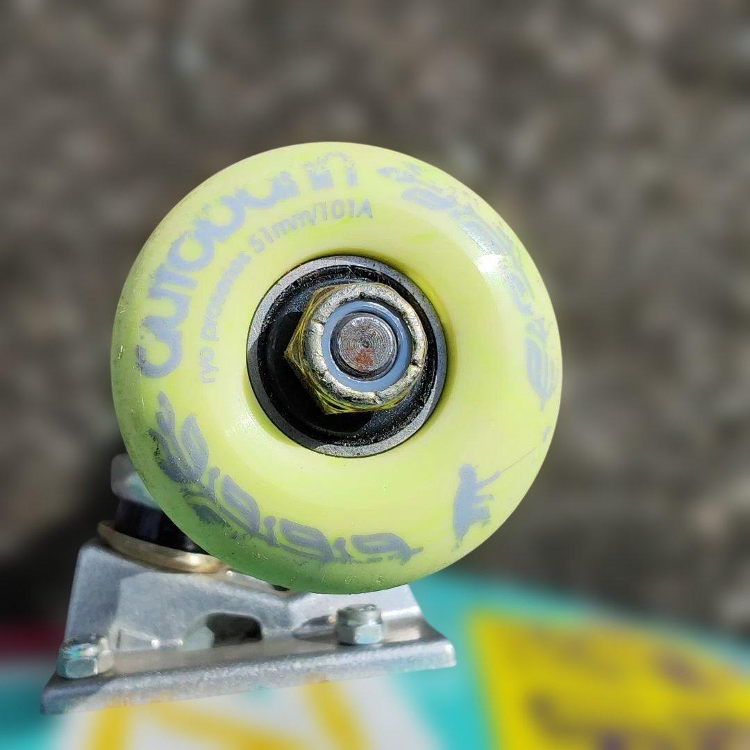 DGK デッキ VENTURE トラック Autobahn 51mm ウィール