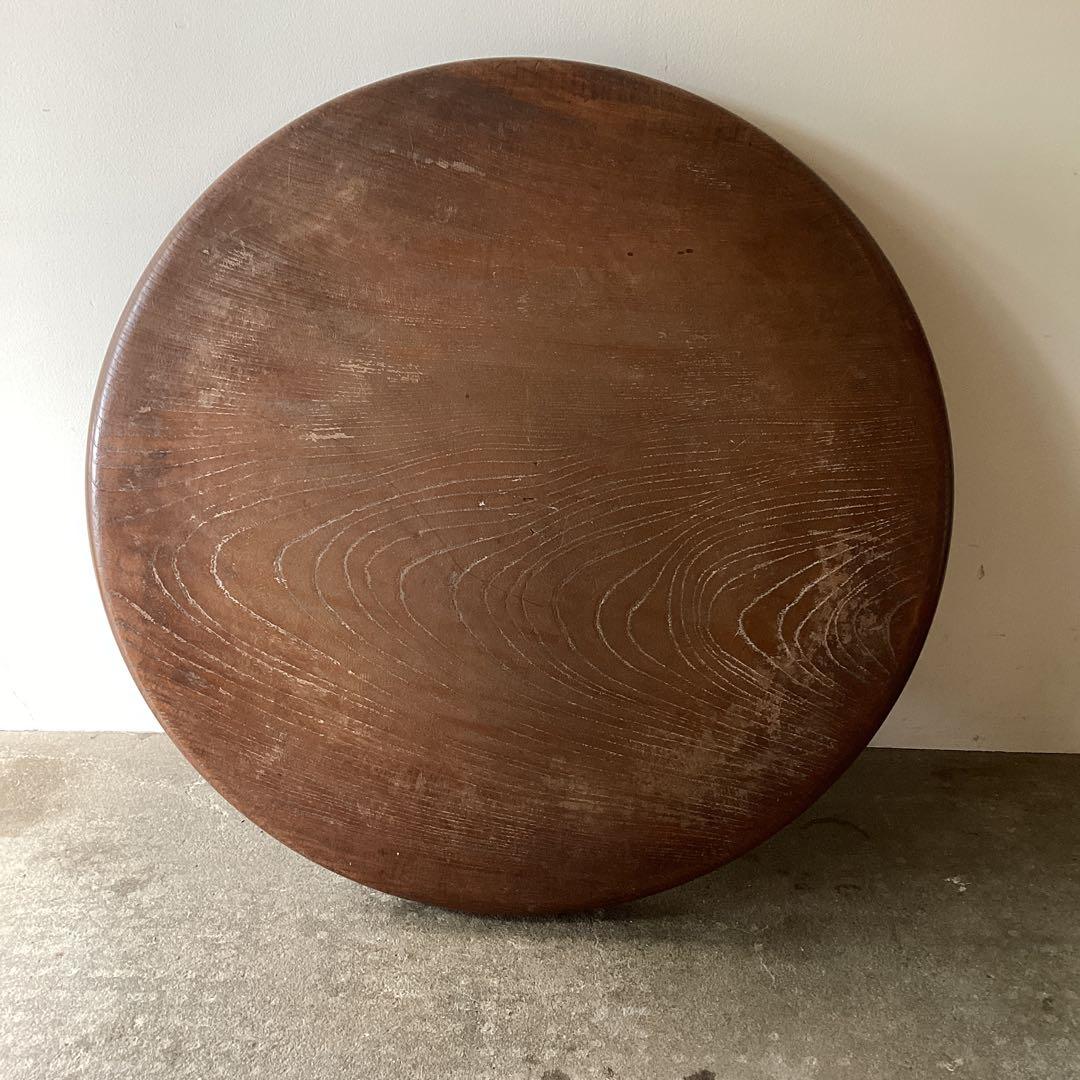 大きな丸盆　直径56cm お盆　おぼん　木のプレート　天然木　栗盆　くりぬき盆