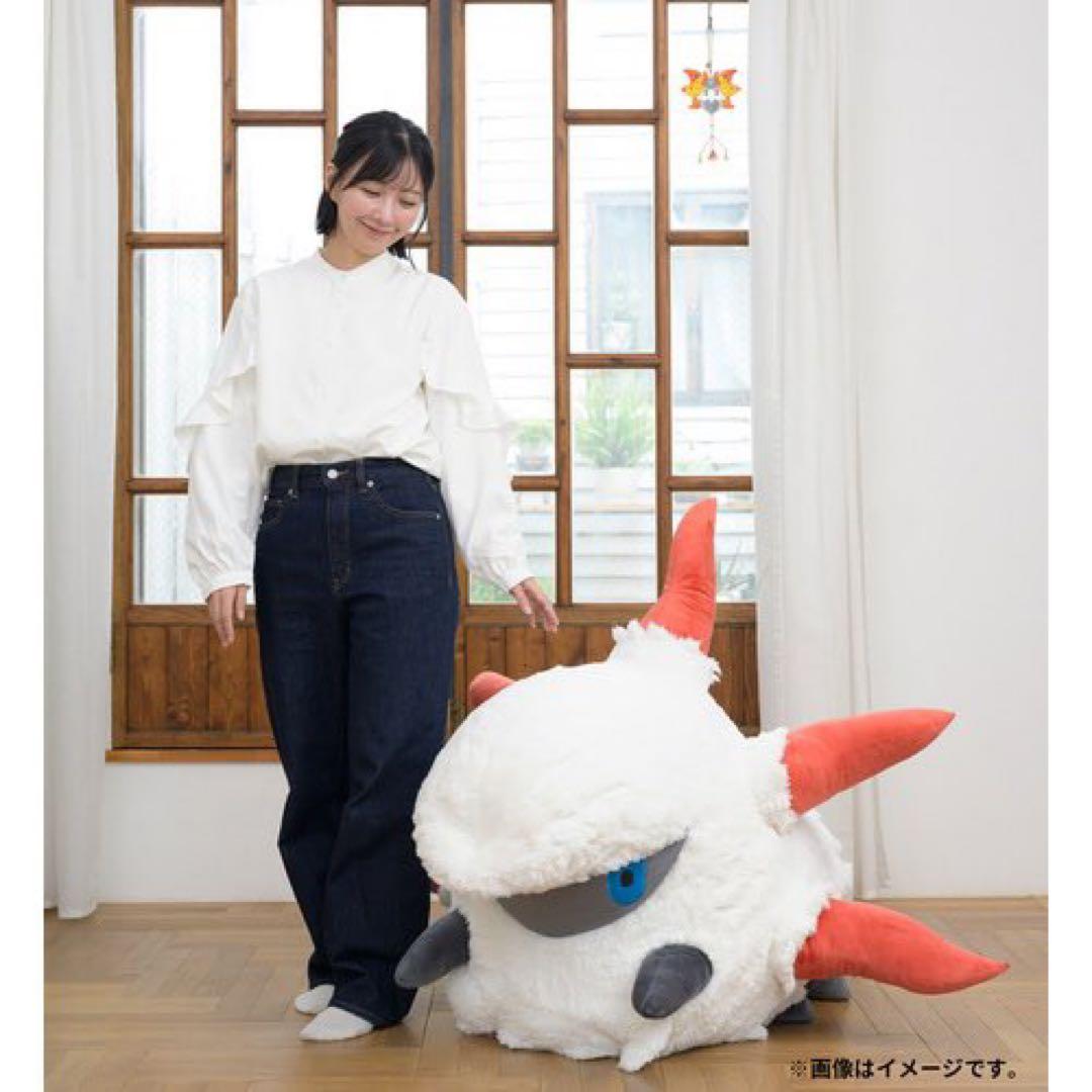 ポケモン 等身大メラルバ ぬいぐるみ
