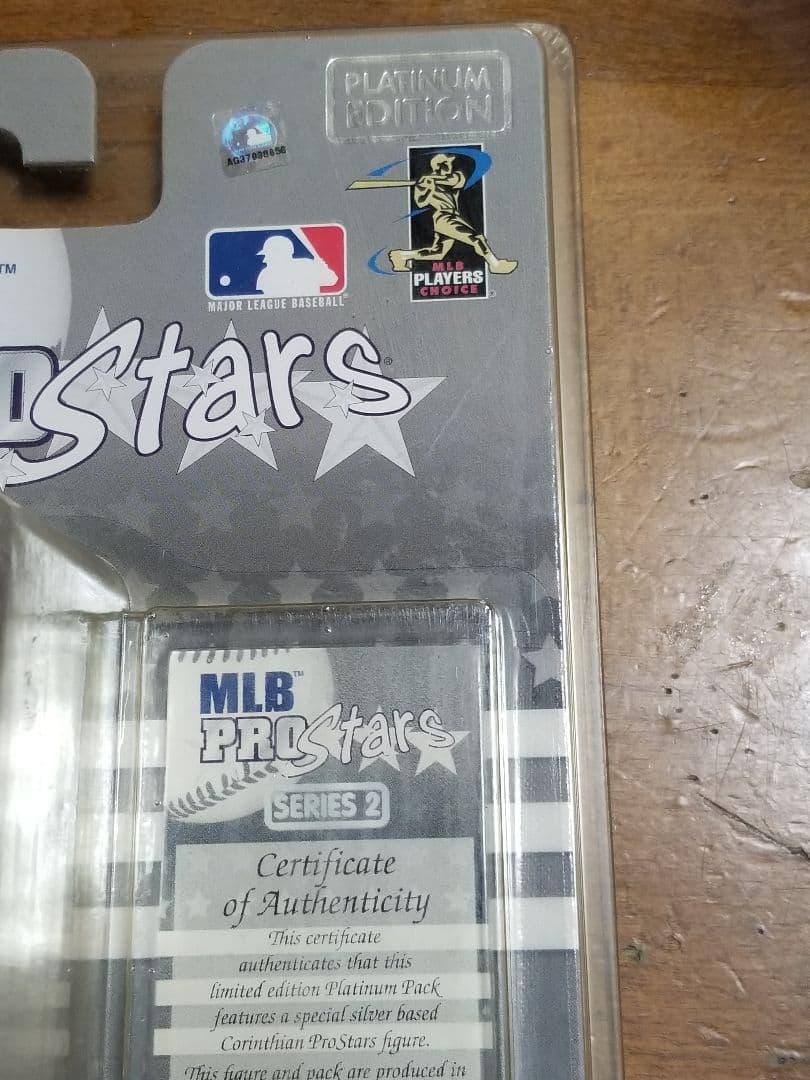 イチロー　マリナーズ　プラチナム　082　未開封(プロテクター付き)