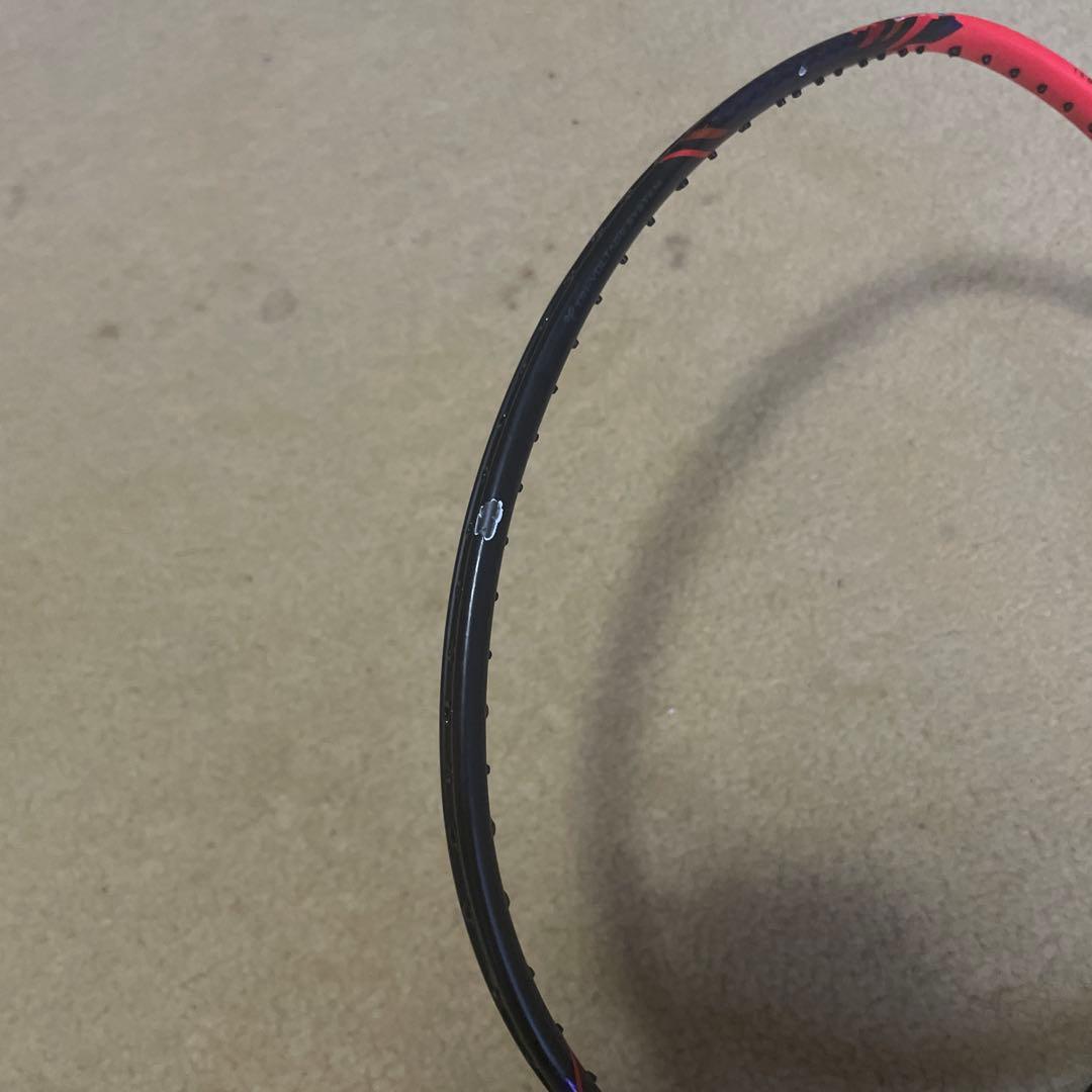 バドミントンラケット 黒/赤/緑