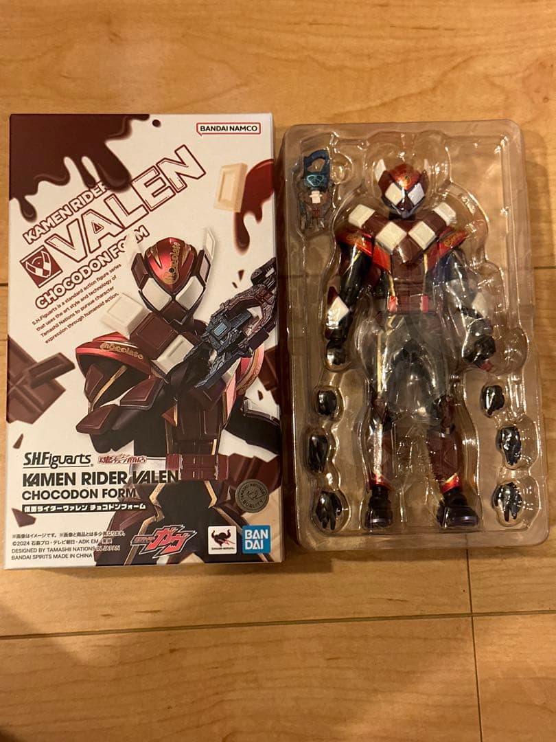 S.H.Figuarts 仮面ライダーヴァレン チョコドンフォーム ガヴ