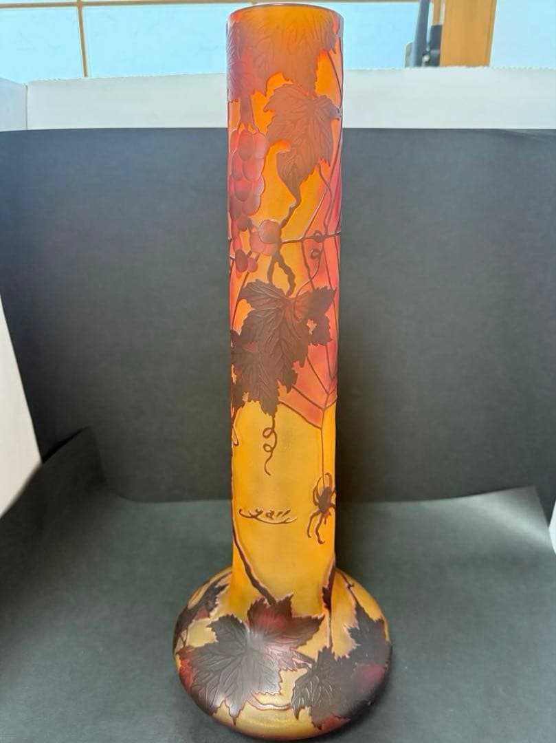 エミール・ガレ　風　ガラス製大型花瓶 高さ40cm 蜘蛛の巣のデザイン