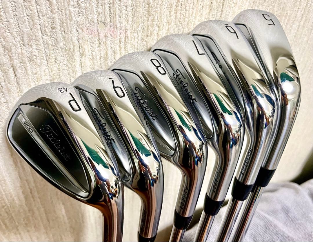 【ほぼ新品】2023 タイトリスト T200 アイアン6本（5-PW） セット