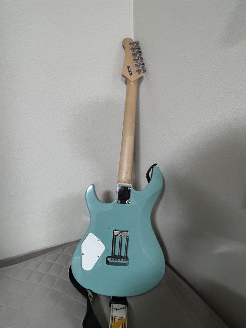 ギター YAMAHA Pacifica PAC112V